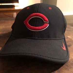 Cincinnati Reds Nike Dri-Fit Hat